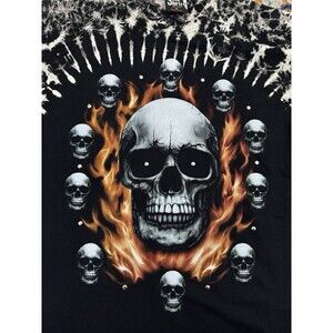 Skull‎ Shirtz Studded Y2K Crewneck Short Sleeve Skull Shirt Size XL